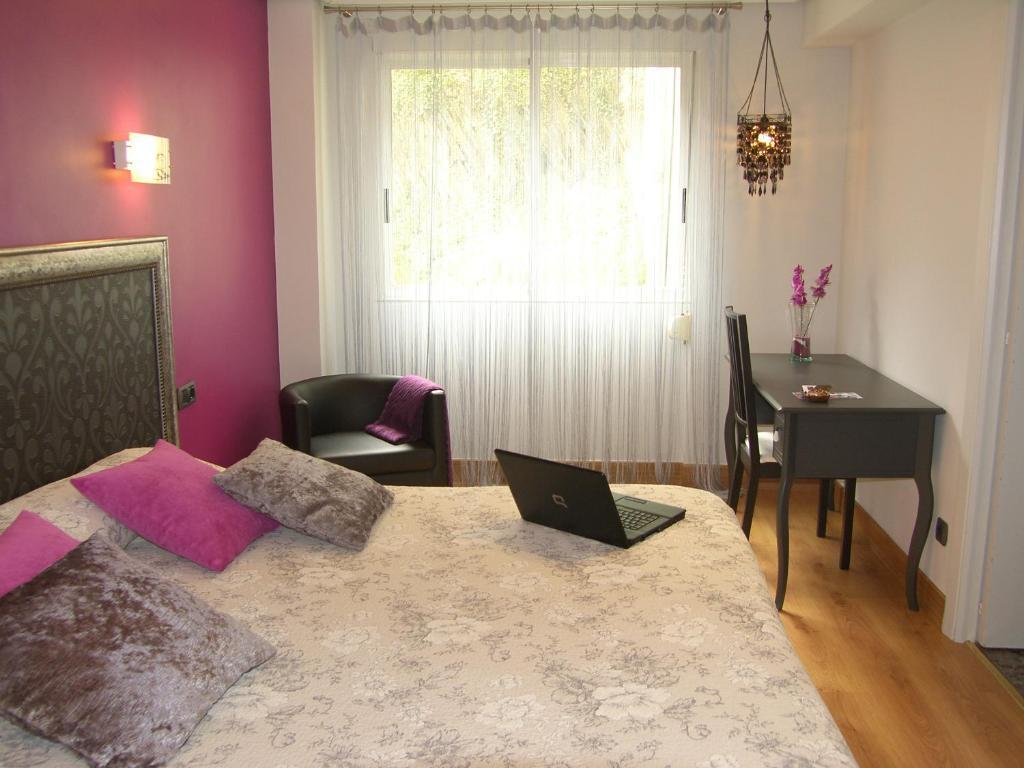 Melida Ostatua Hotel Ermua Room photo
